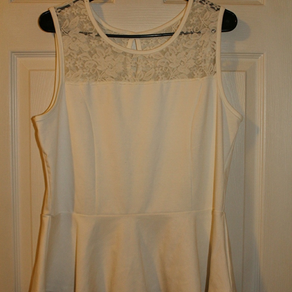 Ivory peplum top - 2x