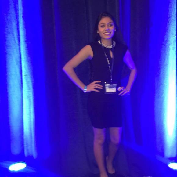 Meet your Posher, Laura - Picture 1 of 1