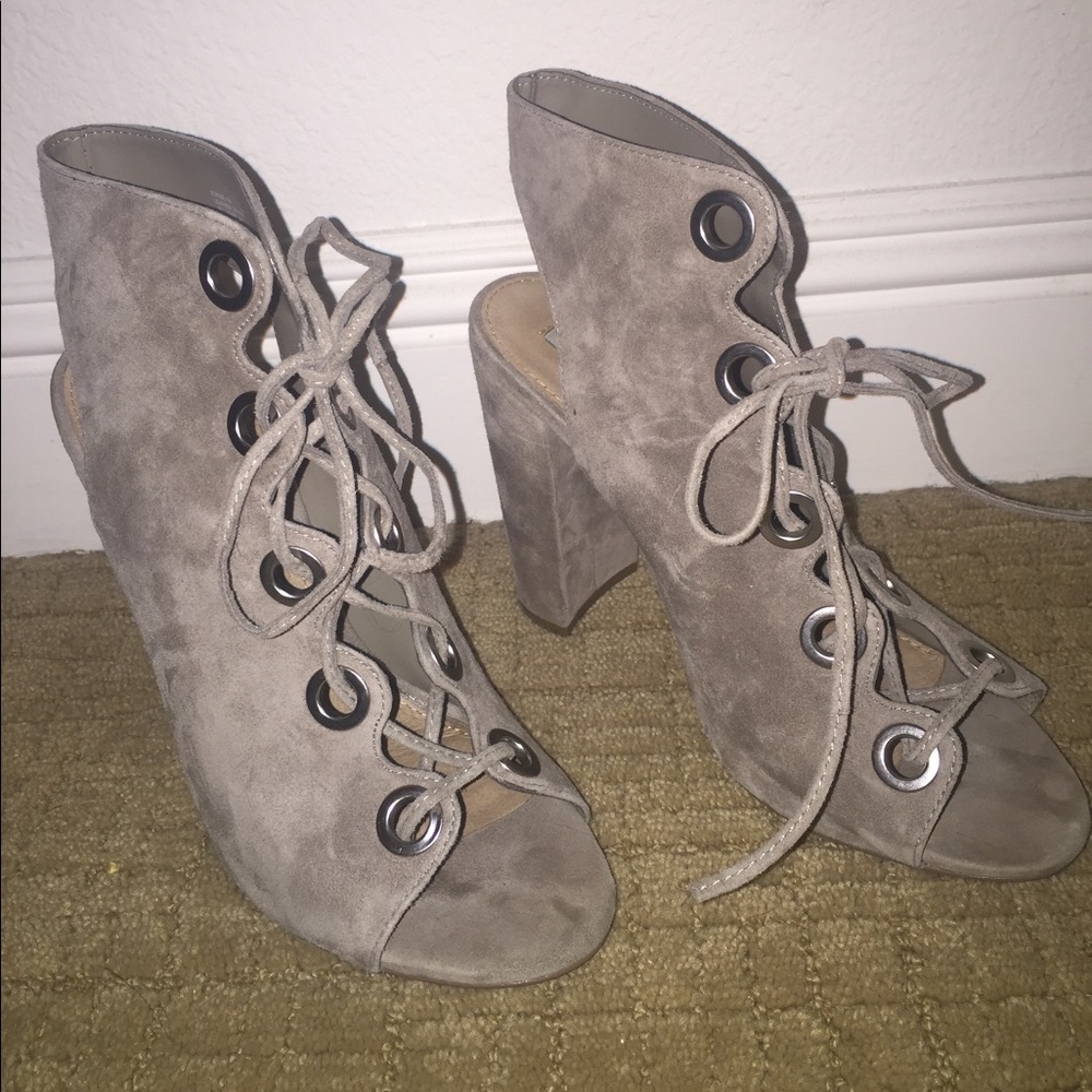 Steve Madden heels - Picture 3 of 5