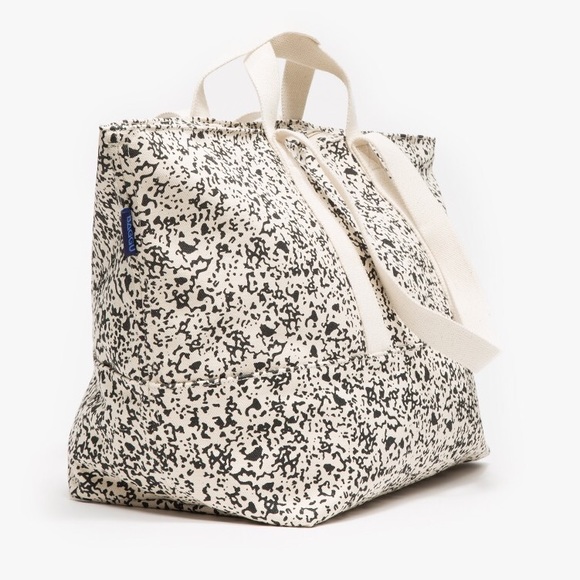 BAGGU Bags New Baggu Weekend Tote Carry On Beach Canvas Bag Poshmark