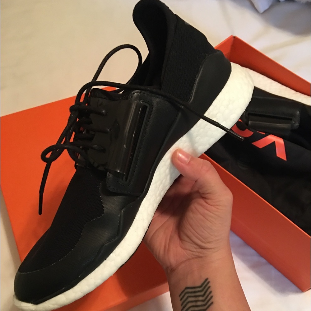 SOLD 🚫adidas Y-3 by Yohji Yamamoto chimu boosts