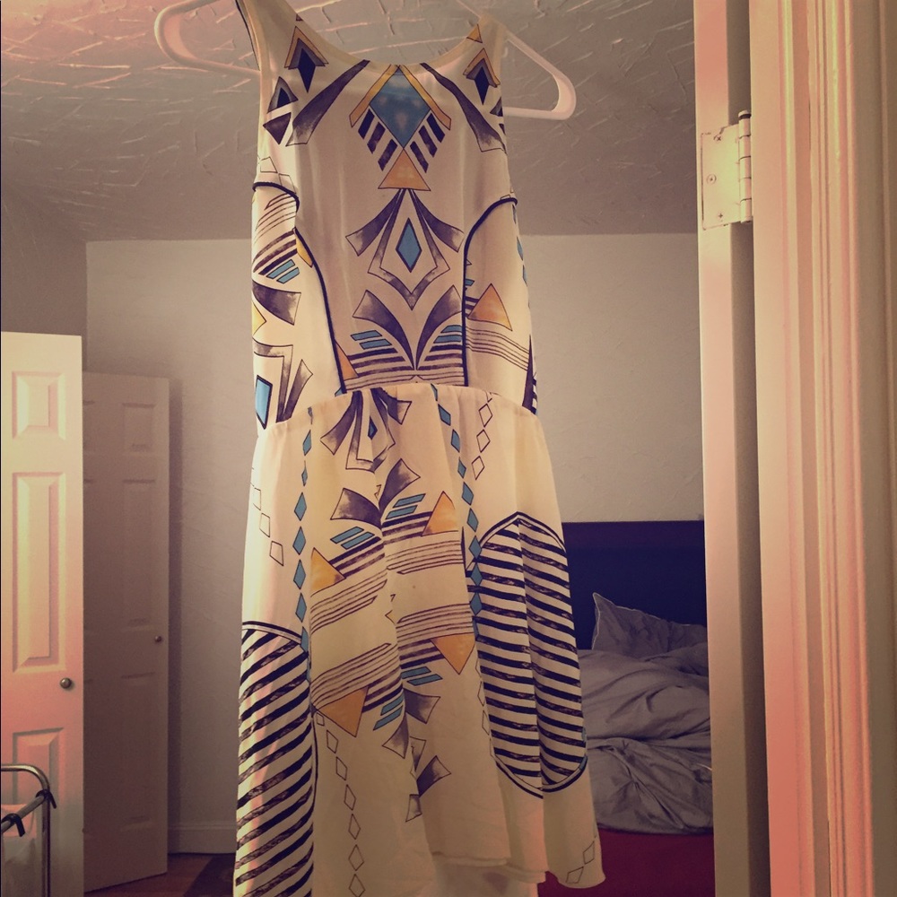 White/geometric dress