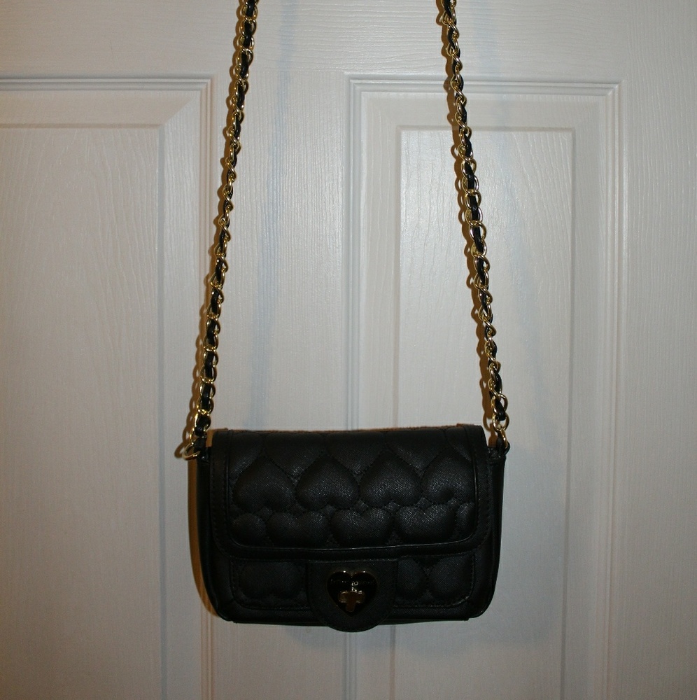 Betsey Johnson heart quilted small crossbody