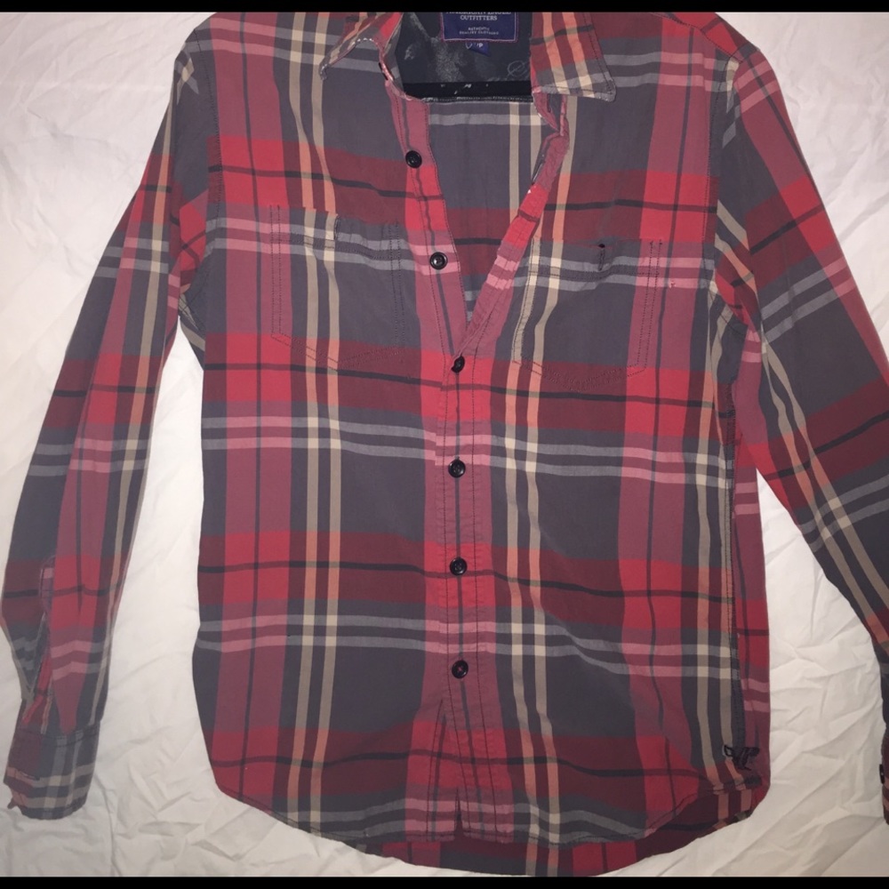 American eagle Button up