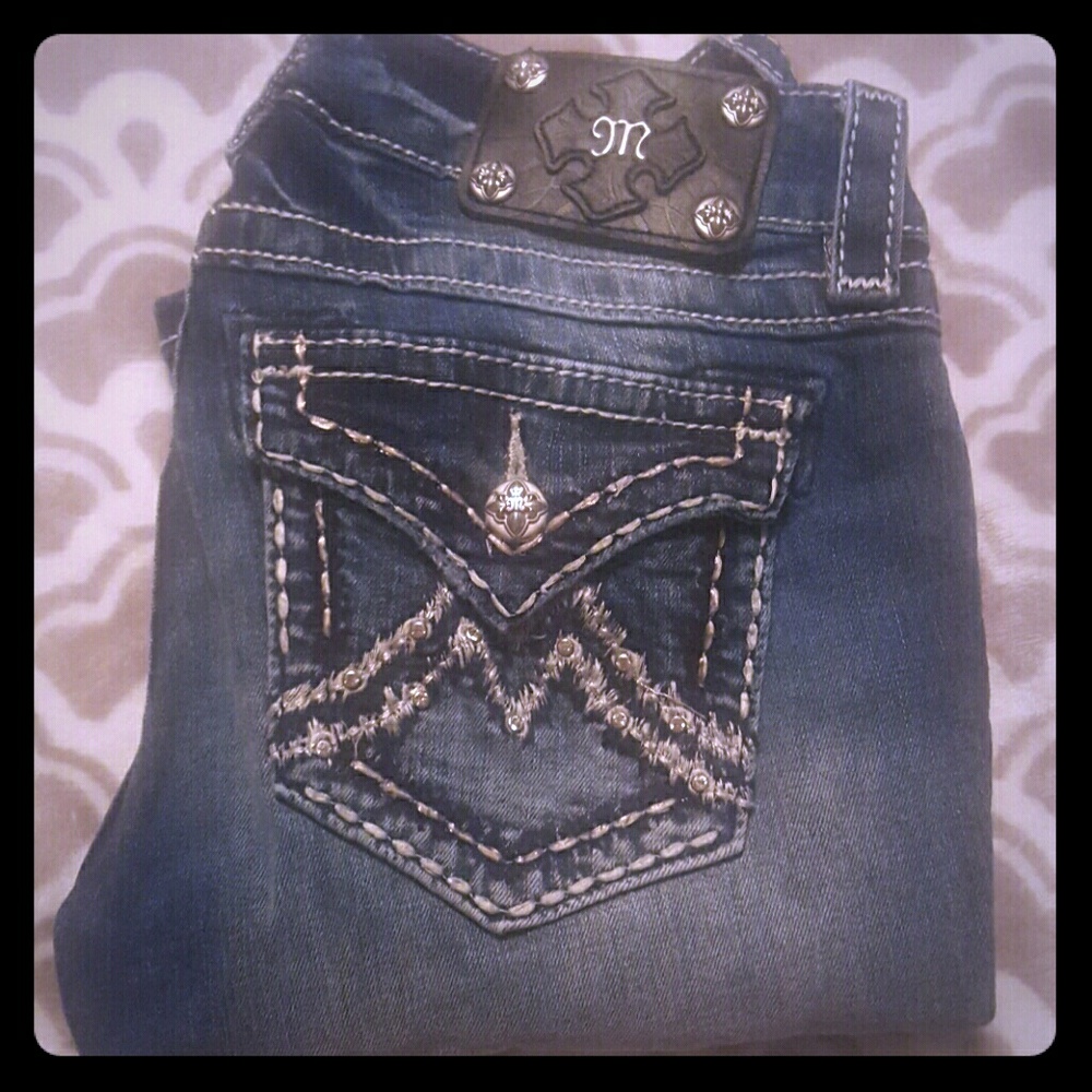 Miss Me Light-wash Jeans