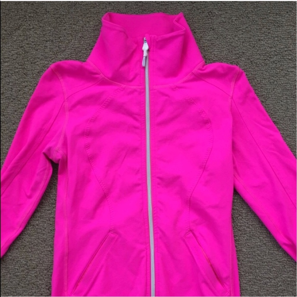 Pink lululemon stride jacket