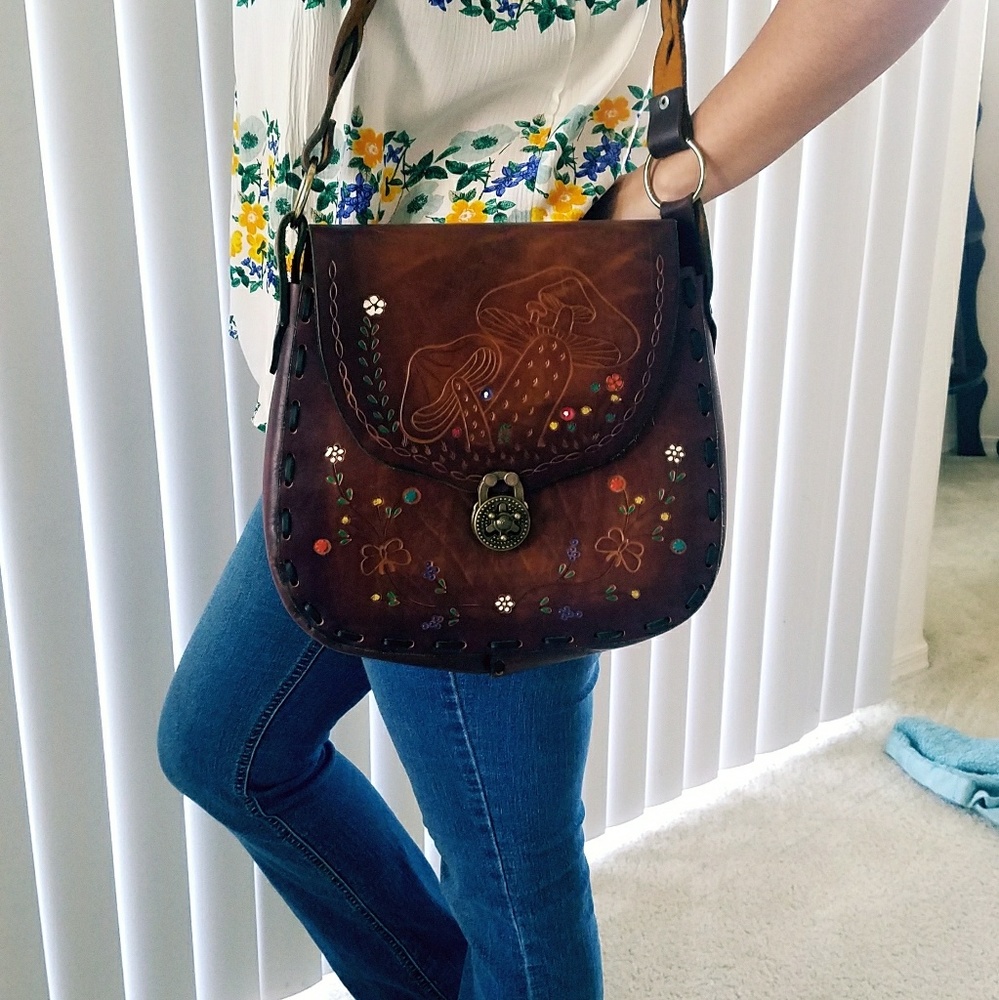Vintage Mexican leather bag