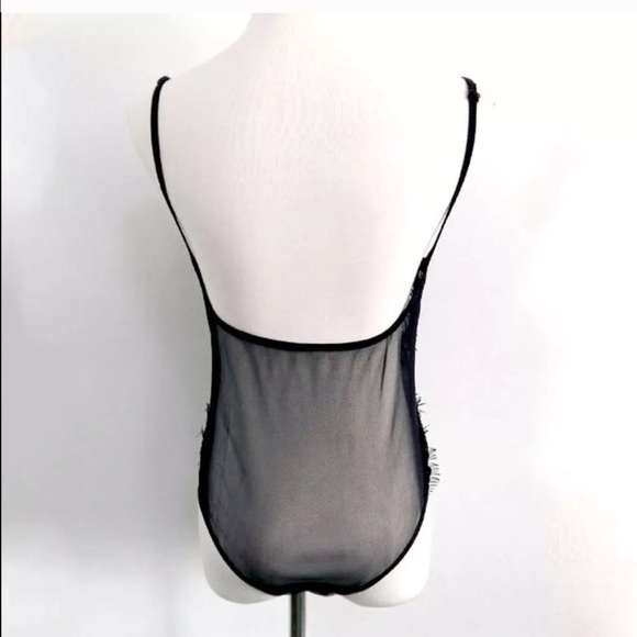 🌷Sale! 🌸 Gorgeous Eyelash Lace Bodysuit • - Picture 5 of 6