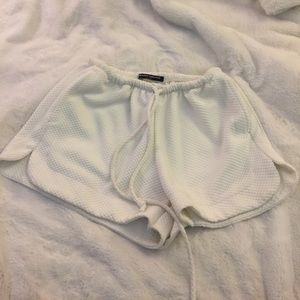 Loose white shorts