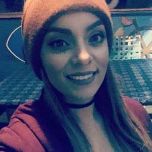 Meet your Posher, Andrea