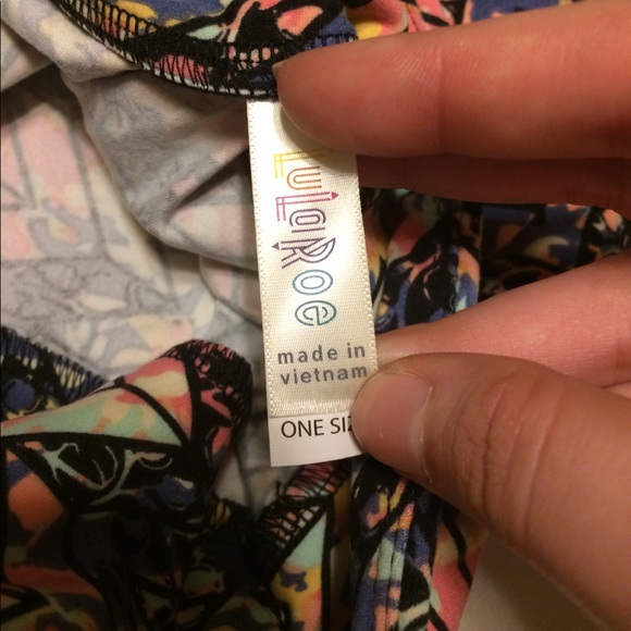LulaRoe OS leggings - Picture 5 of 7