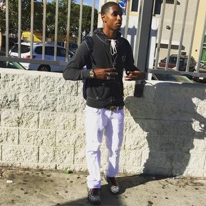 Meet your Posher, Robert