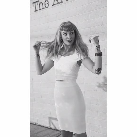 Meet your Posher, Tuesday - Picture 1 of 1