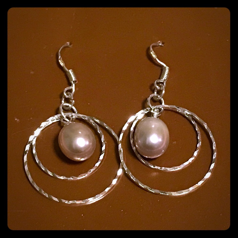 Freshwater Pearl Earrings