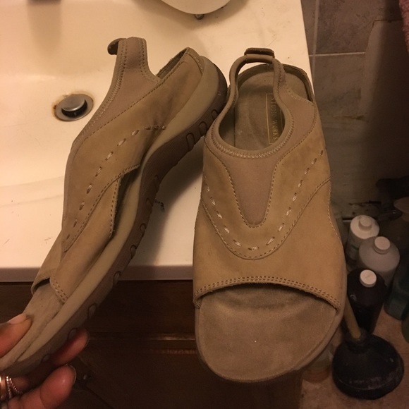 Studio works - Picture 2 of 4