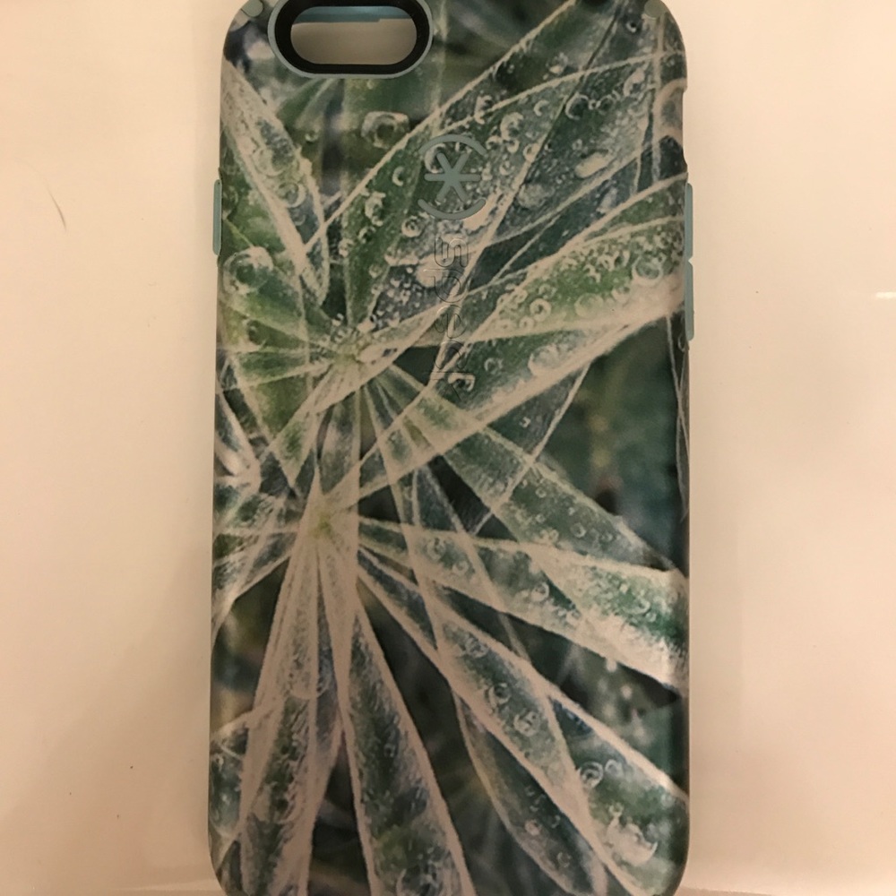 Speck iPhone 6s case