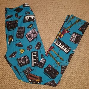 OS Lularoe leggings