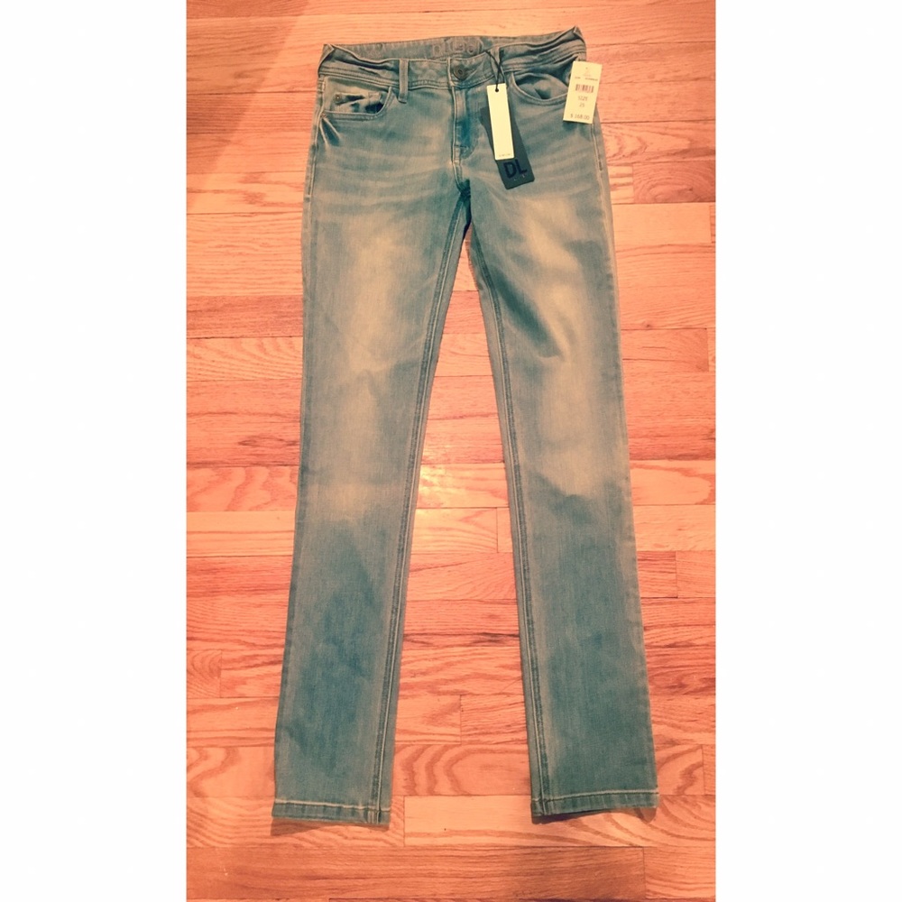 DL1961 Nicky jeans size 25