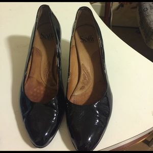 Soft patent leather heals 8