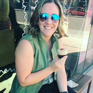 Meet your Posher, Allison