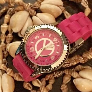 💐HOT PINK & SILVER TONED WATCH WITH PEACE SIGN