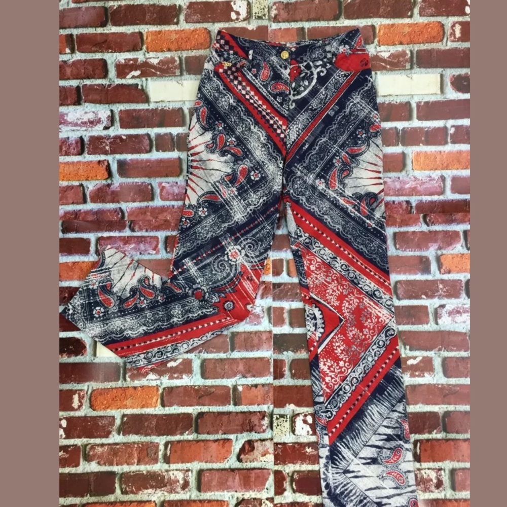 ST. JOHN SPORT By Marie Gray RETRO ARTSY STRETCH