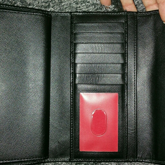 Dooney&Bourke sig. shoulder bag & MATCHING WALLET - Picture 3 of 6