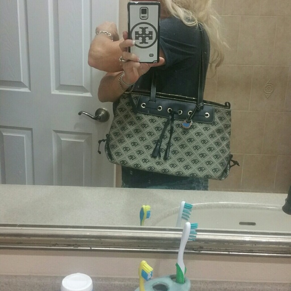 Dooney&Bourke sig. shoulder bag & MATCHING WALLET - Picture 4 of 6