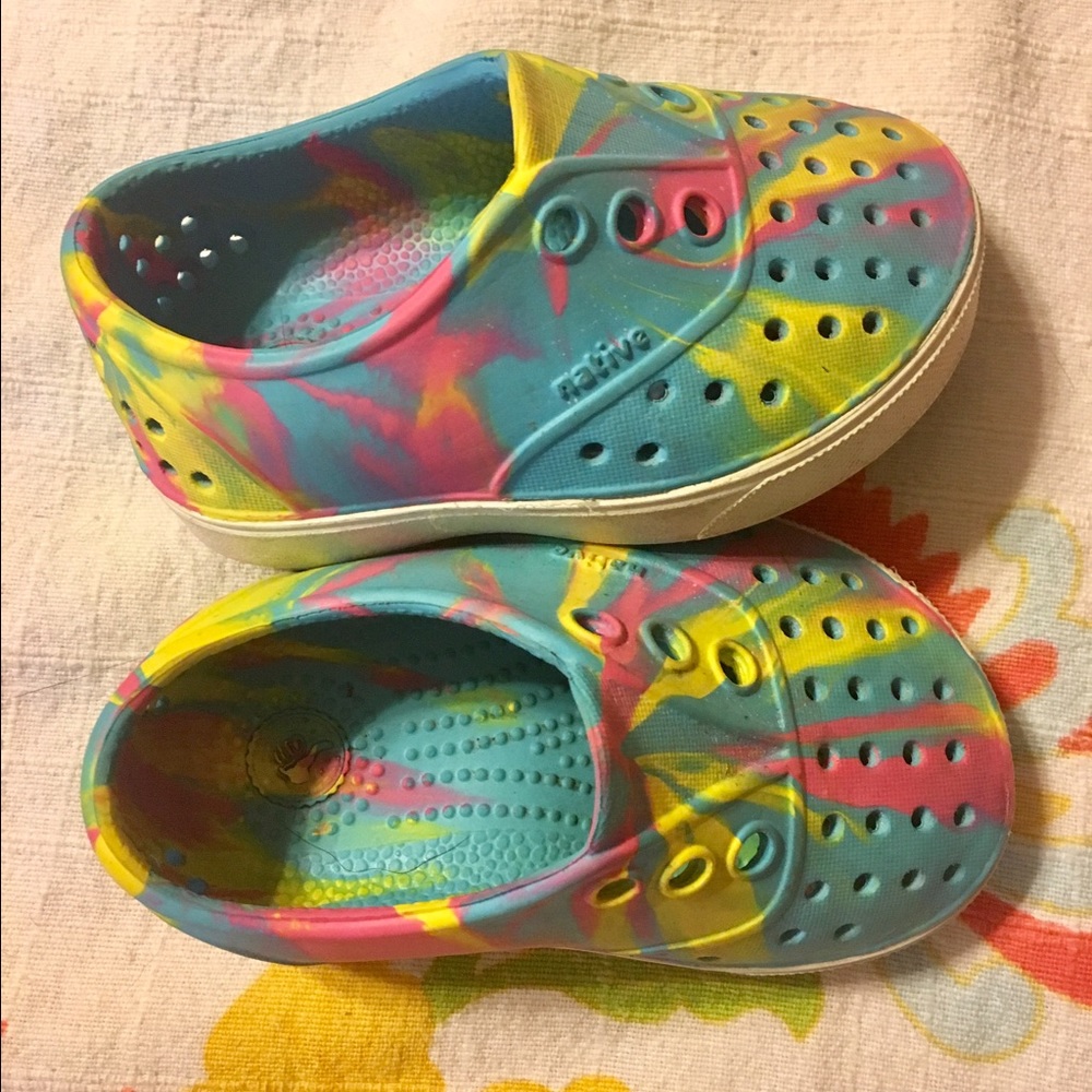 Native toddler shoes tie dye