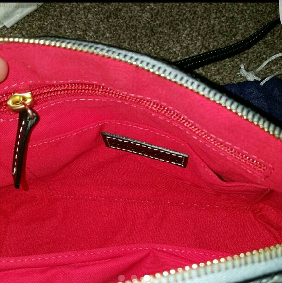 🚫SOLD🚫 Dooney & Bourke Crossbody Handbag - Picture 3 of 5