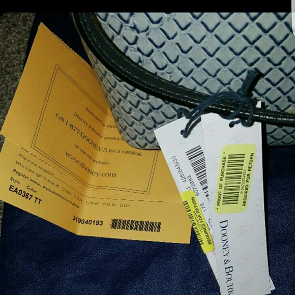 🚫SOLD🚫 Dooney & Bourke Crossbody Handbag - Picture 4 of 5