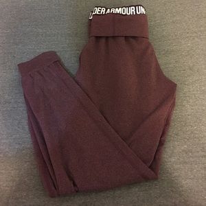 Woman's Under Armour Joggers (Medium)