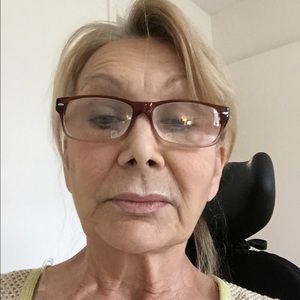 Meet your Posher, Anne