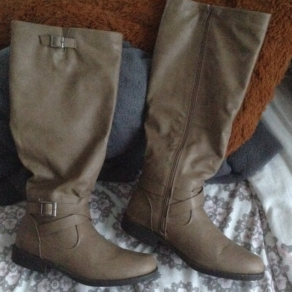 Charlotte Russe Taupe Boots