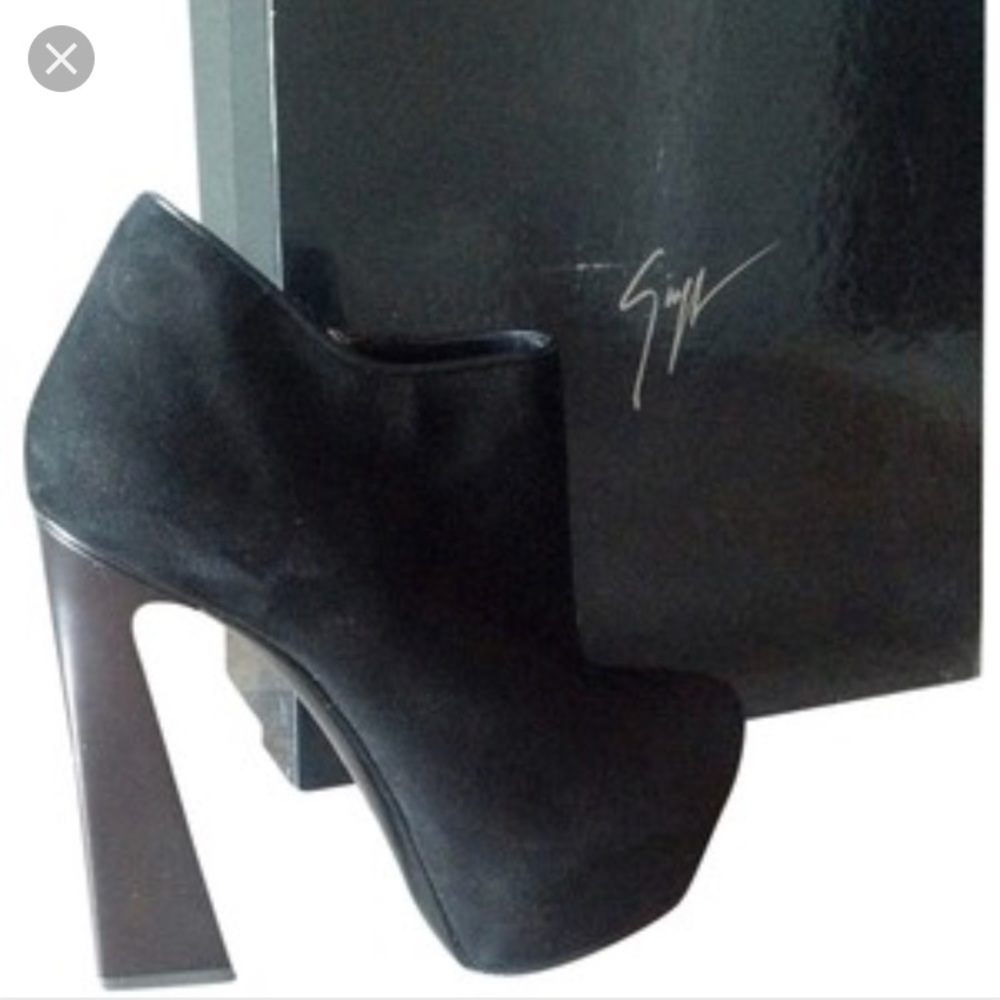 SOLD Giuseppe Zanotti ankle boots - Picture 1 of 4