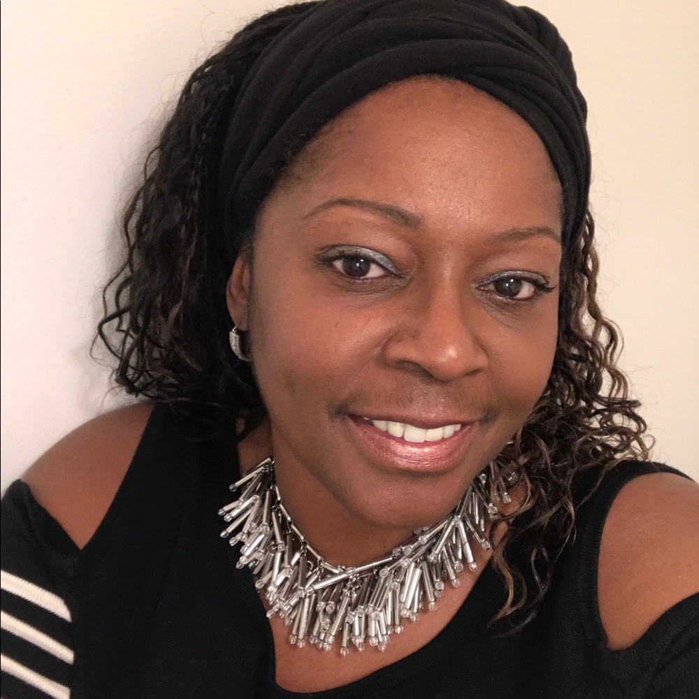 Meet your Posher, Joretha