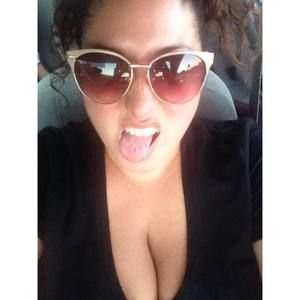 Meet your Posher, Pamela