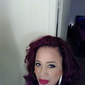 Meet your Posher, Nikesha