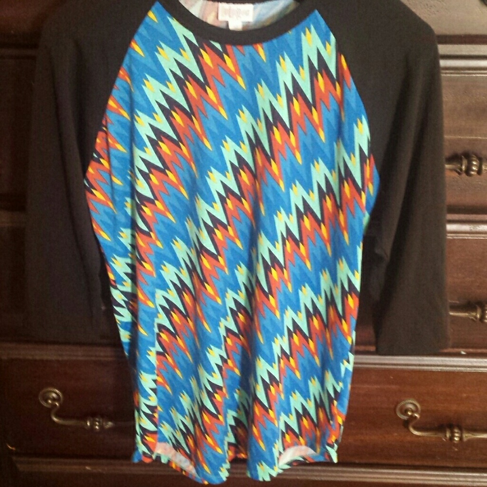 Lularoe randy baseball tee