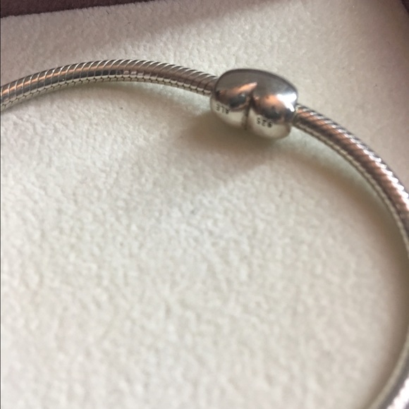 PANDORA | Bracelet & Charm Set - Picture 4 of 6
