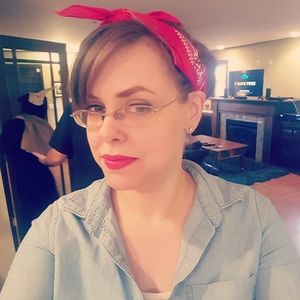 Meet your Posher, Heather