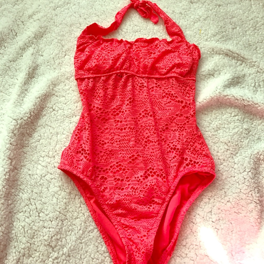 Bathing suit