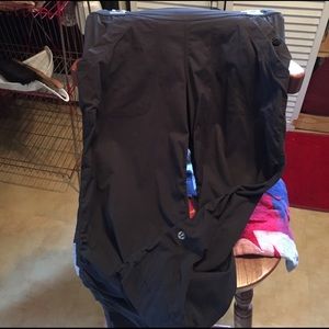 Lululemon yoga pants