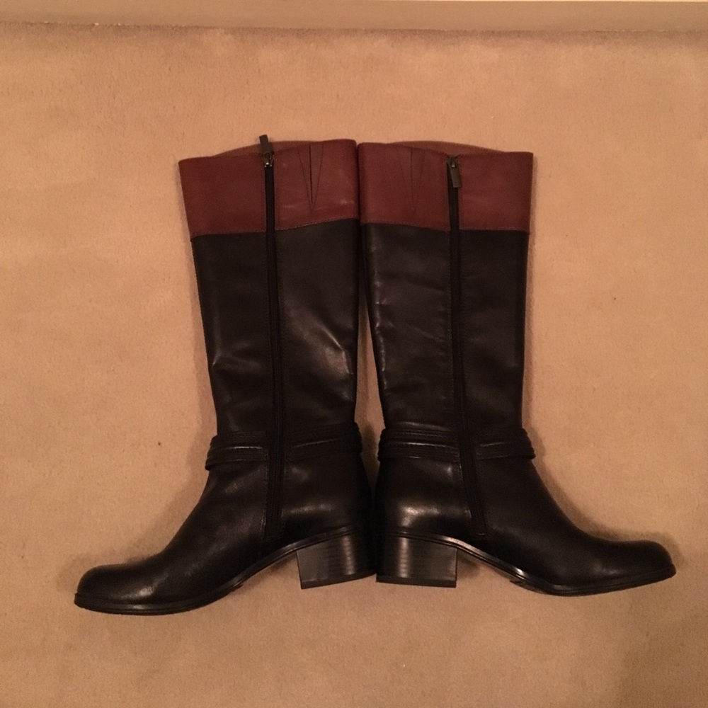 NWOT Bandolino Two-Toned Tall Riding Boots - Picture 4 of 7