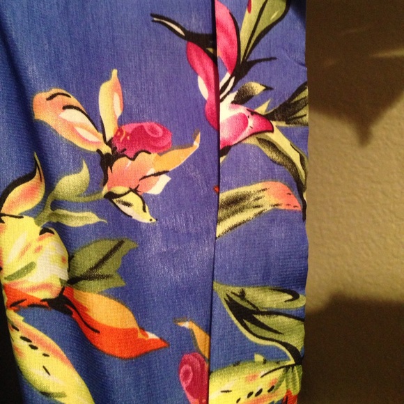 •New Floral Dress• - Picture 8 of 8