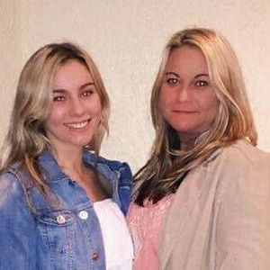 Meet your Posher, Daniela