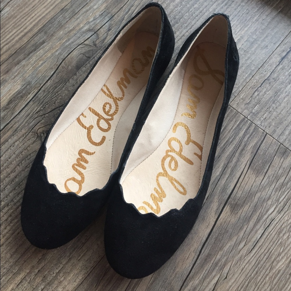 Never worn- perfect condition flats
