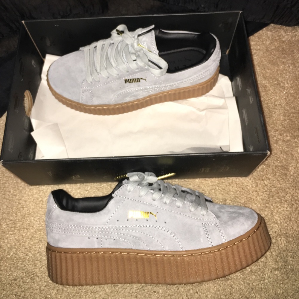 Light grey puma creepers