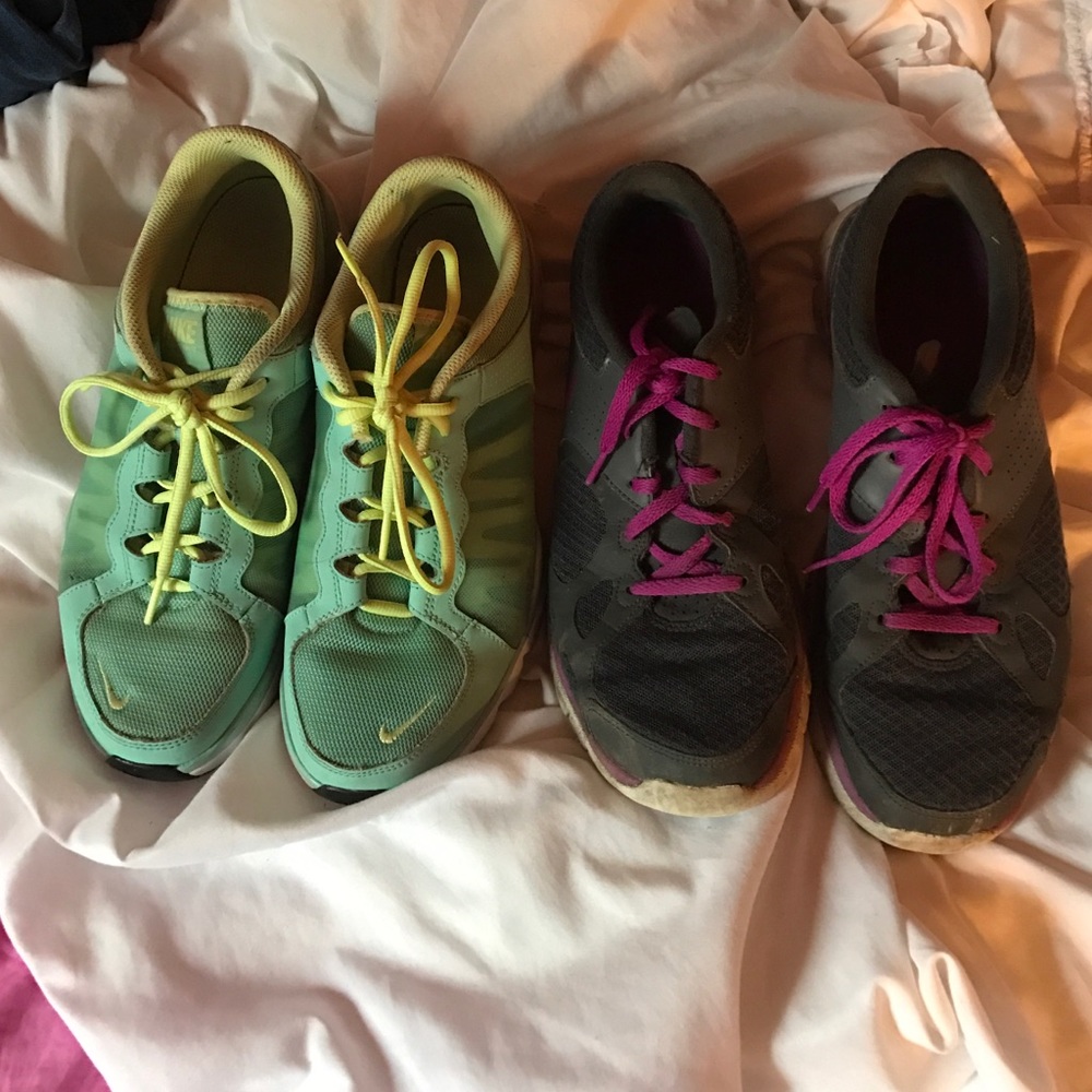 Nike sneaker bundle