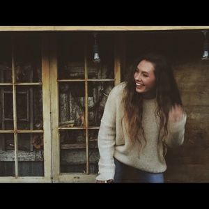 Meet your Posher, Sierra